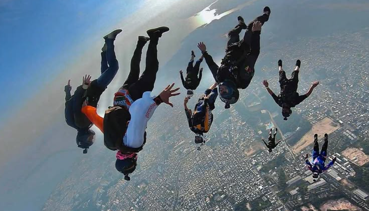 Como se tornar um paraquedista